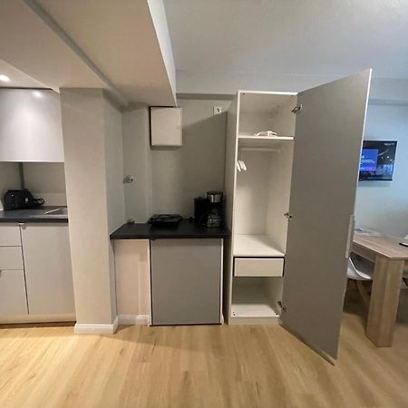Suesses Kleines Und Zentrales Apartment Fuer Zwei Personen Mitten In Hamburg Eksteriør bilde