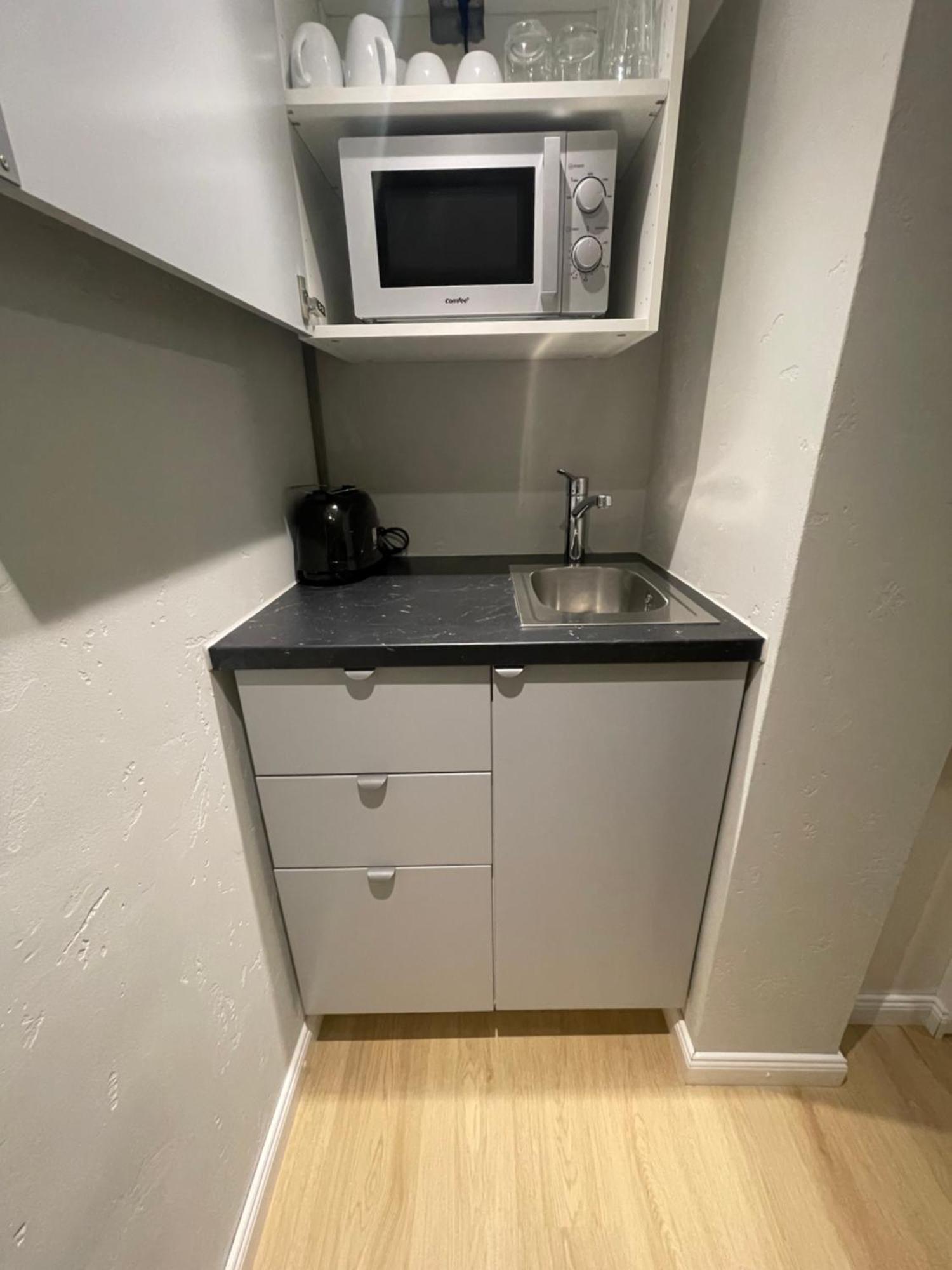 Suesses Kleines Und Zentrales Apartment Fuer Zwei Personen Mitten In Hamburg Eksteriør bilde